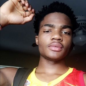 Meet your Posher, Victor